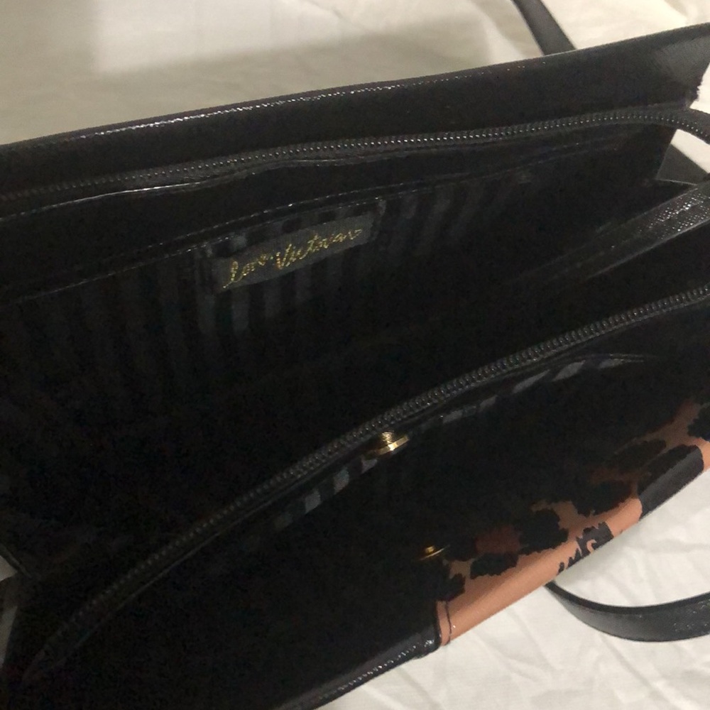 Victoria’s Secret Crossbody Bag NWOT - Picture 10 of 10